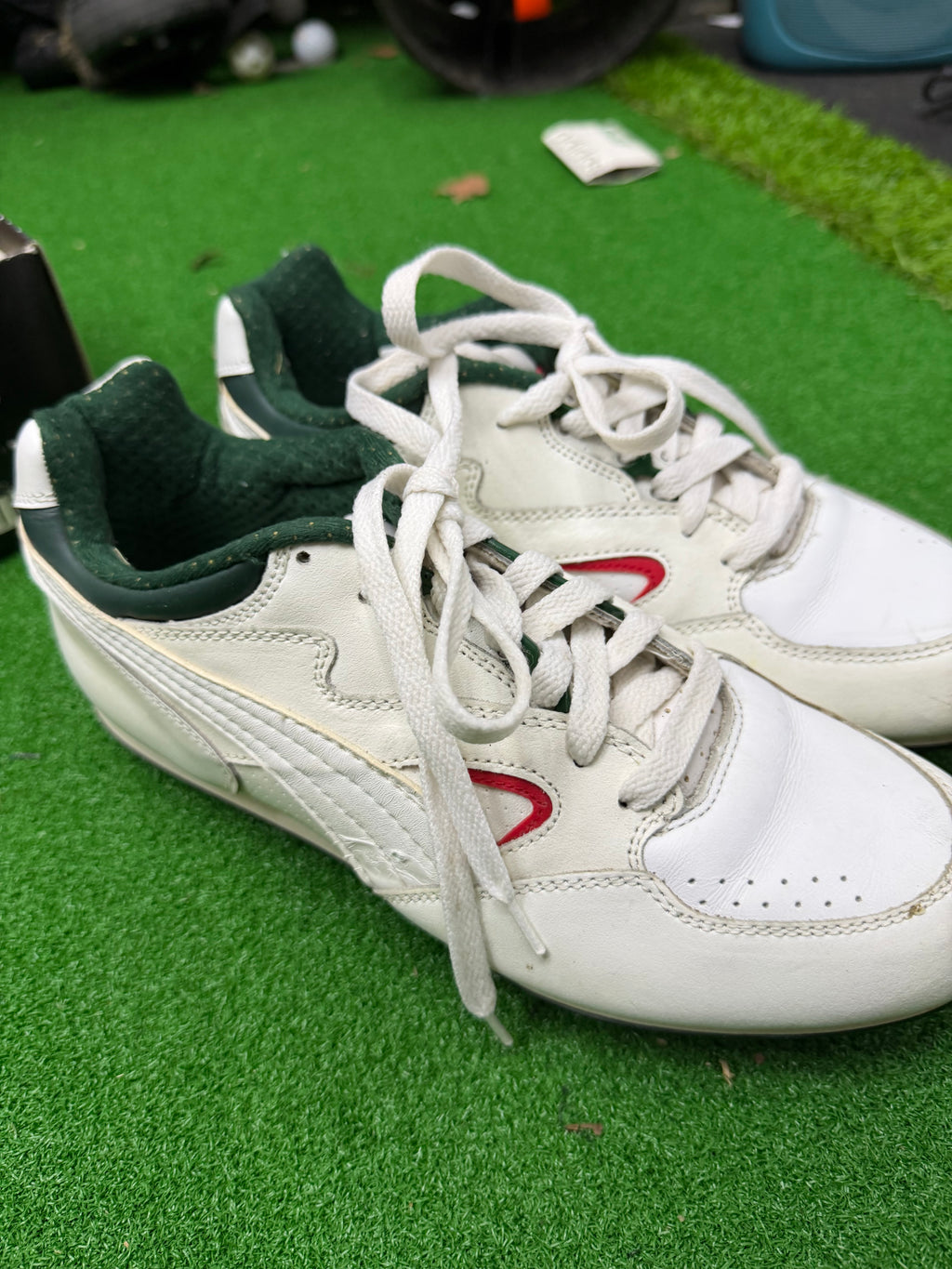 Vintage Puma Golf Shoes (8.5)