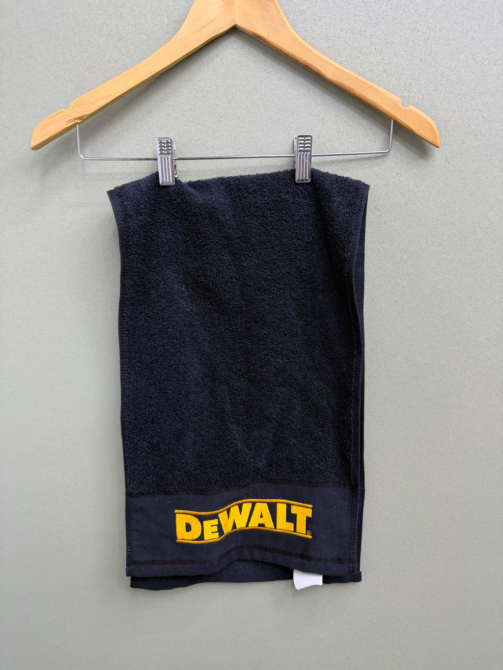 Dewalt Towel