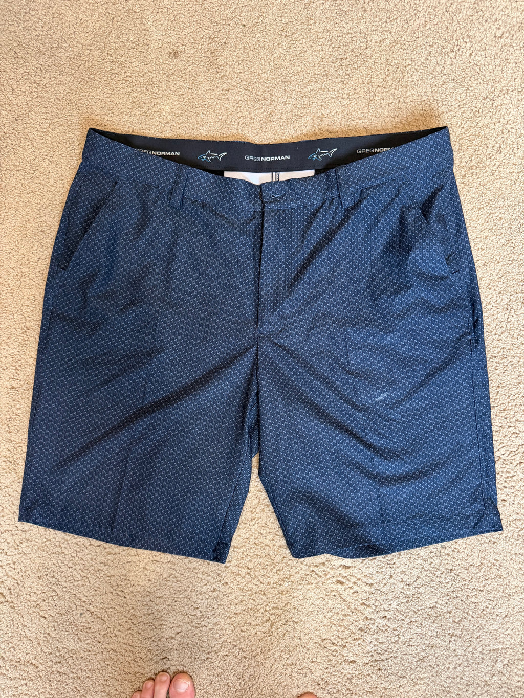 Greg Norman Shorts 38