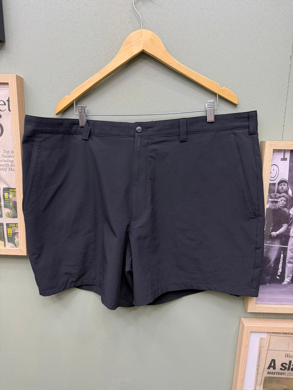 Cutter Buck shorts 40