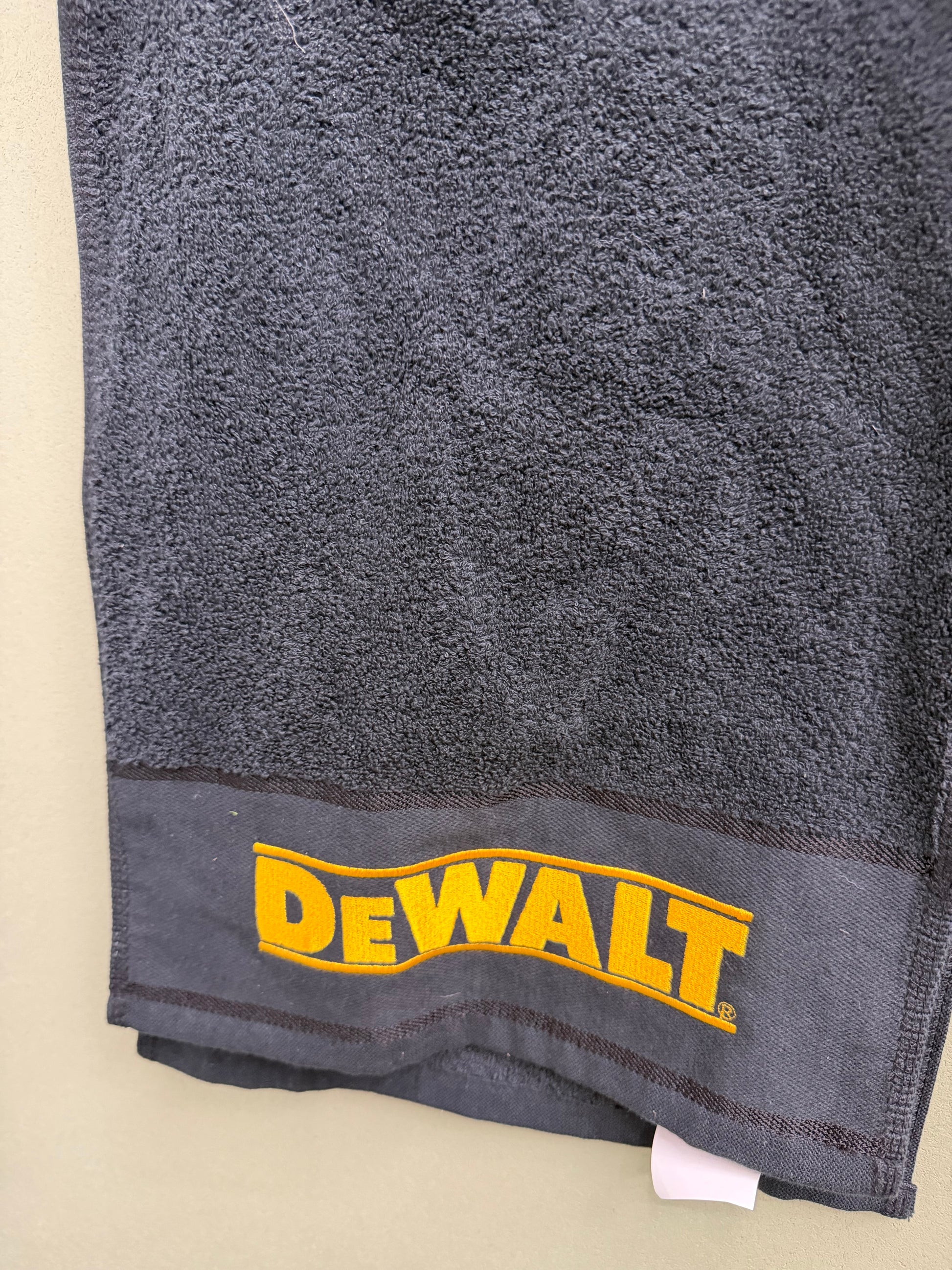 Dewalt Towel
