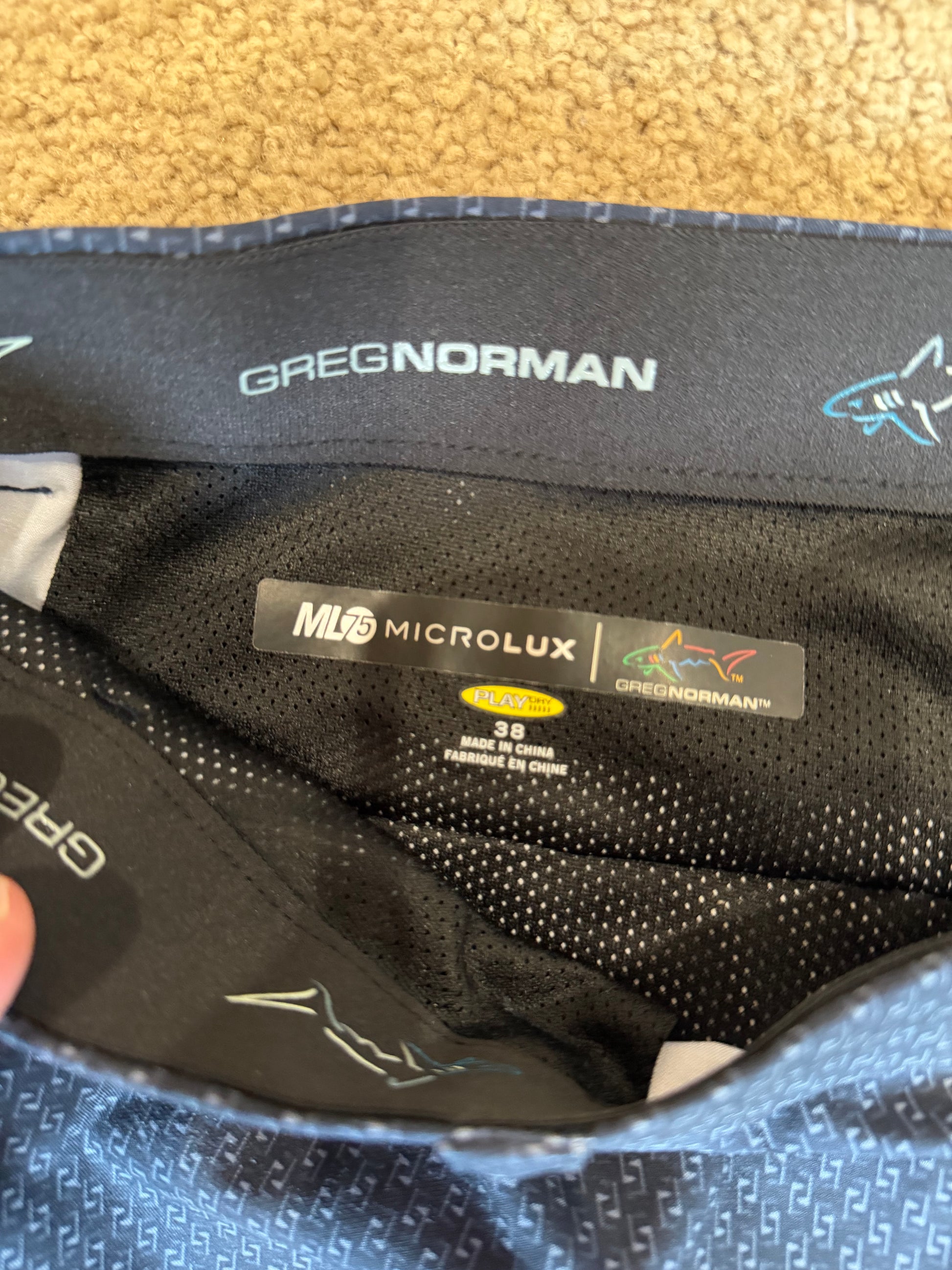 Greg Norman Shorts 38