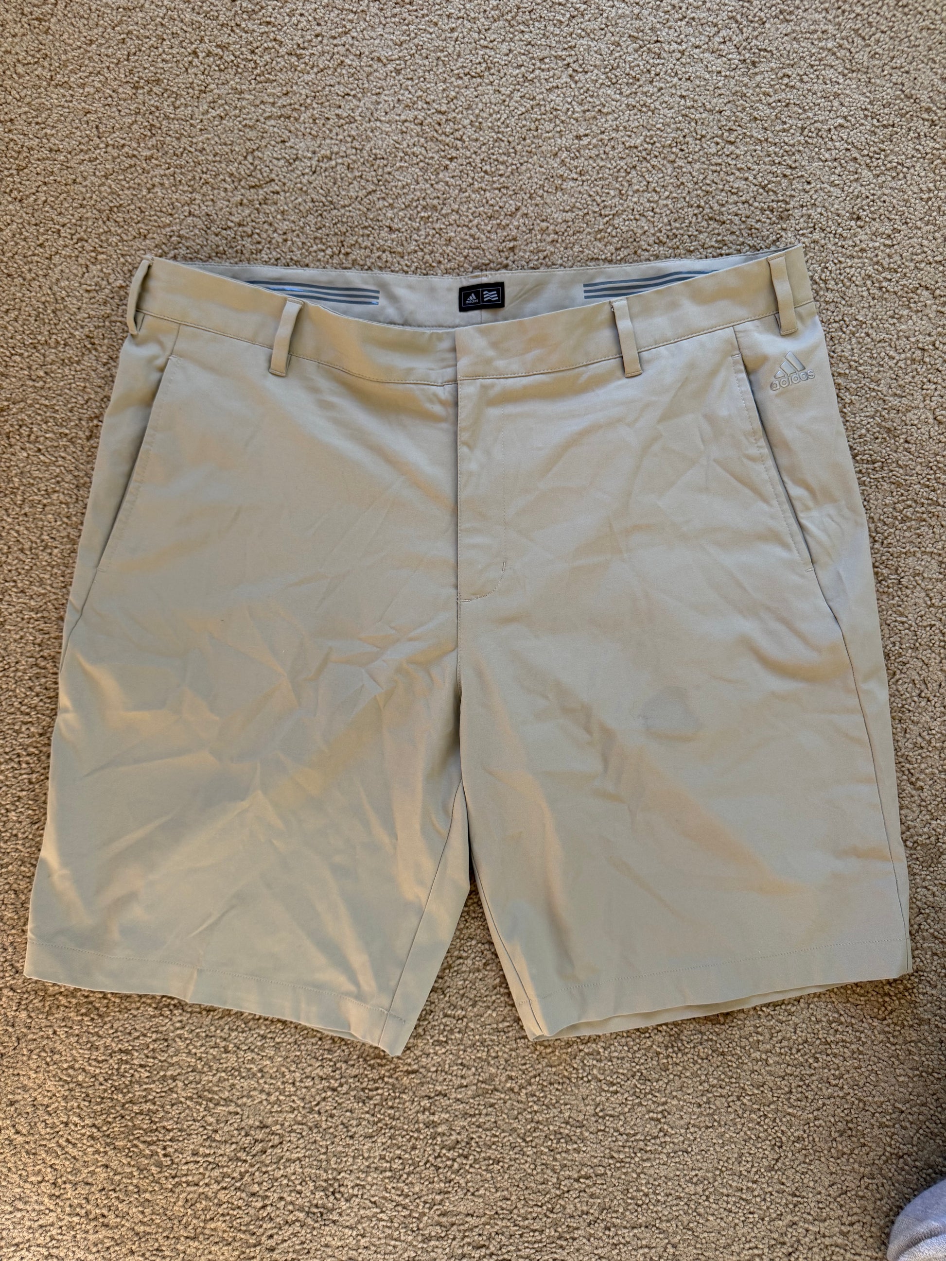 Adidas Shorts 38